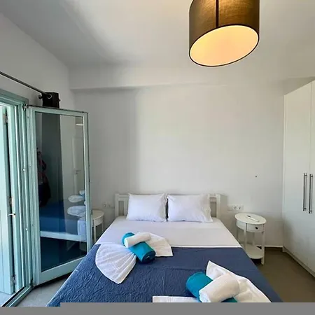 House Theasis - Allparos Faros