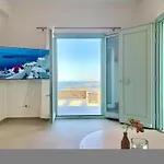 House Theasis - Allparos Villa