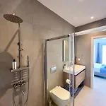 House Theasis - Allparos * Páros