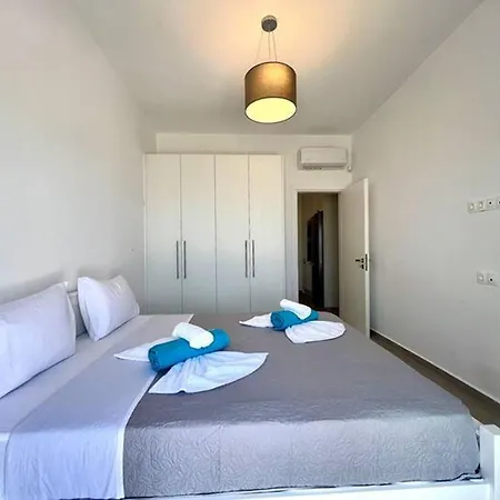 Villa House Theasis Páros