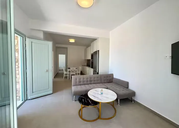 House Theasis - Allparos Villa Faros